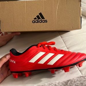 Soccer cleats